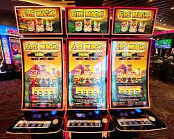 Live casino dengan dealer nyata menawarkan pengalaman kasino riil